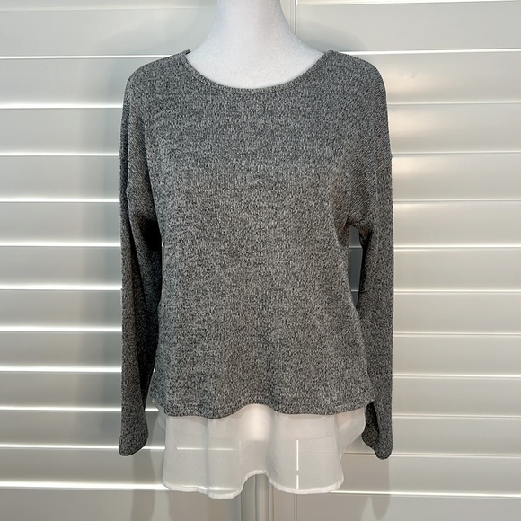 Lulu’s Gray and White Layered Look Pullover Sweater | Small - Picture 1 of 8